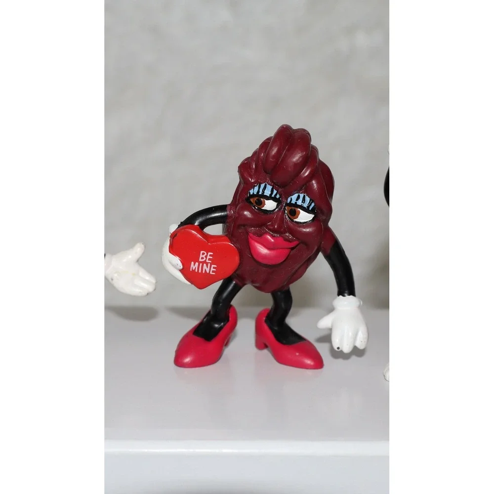 Vintage California Raisins PVC Figures Set of 5 Valentine Heart Singer 1980s